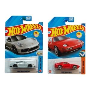 Hot Wheels 1983 Porsche 928S & Porsche 911 Carrera T Lot